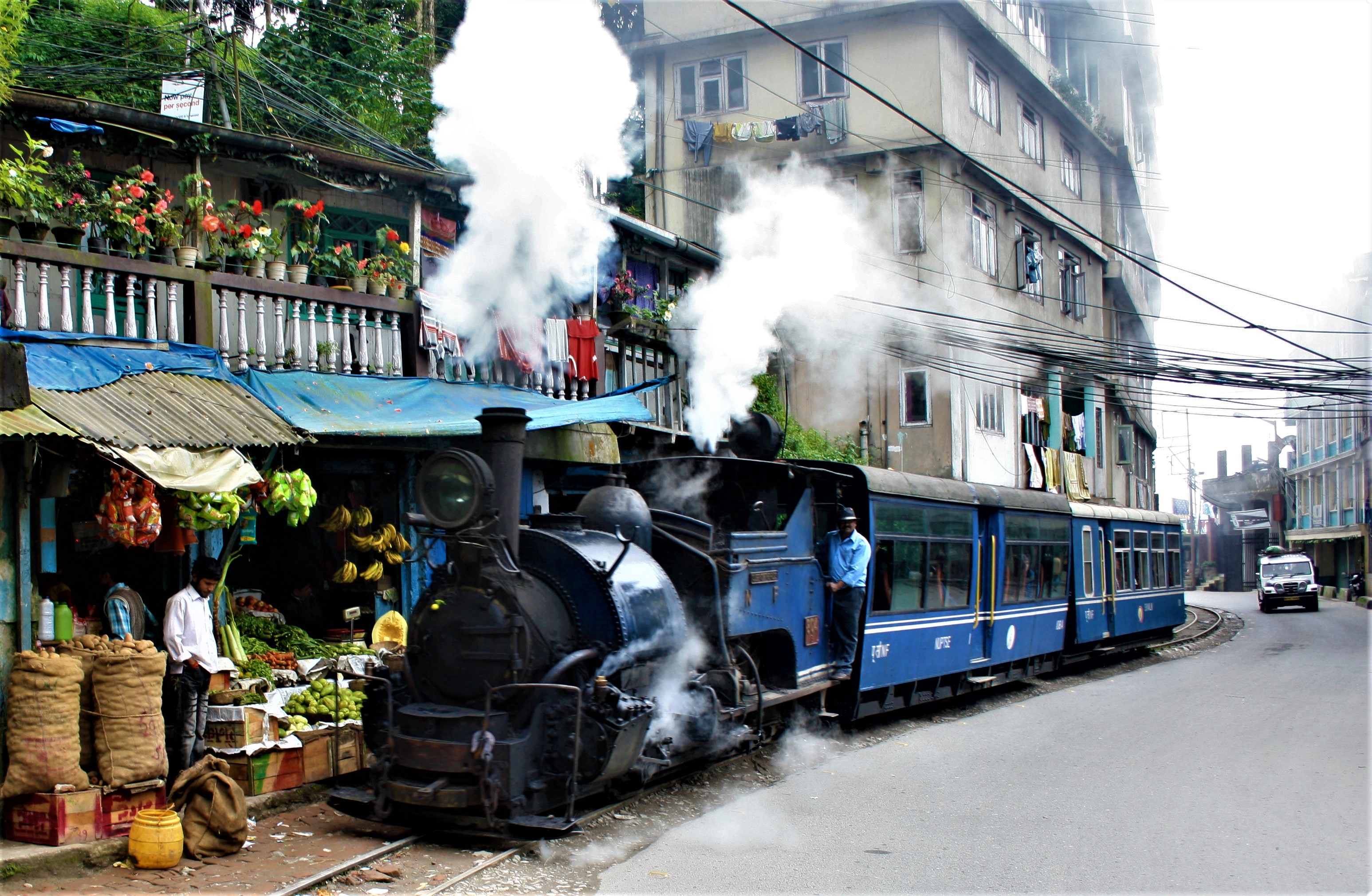 6-Day Winter Journey Across Darjeeling and Sikkim - Tour featured image